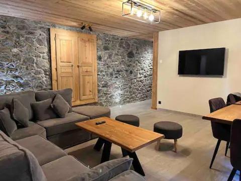 La Ferme A Roger Montriond